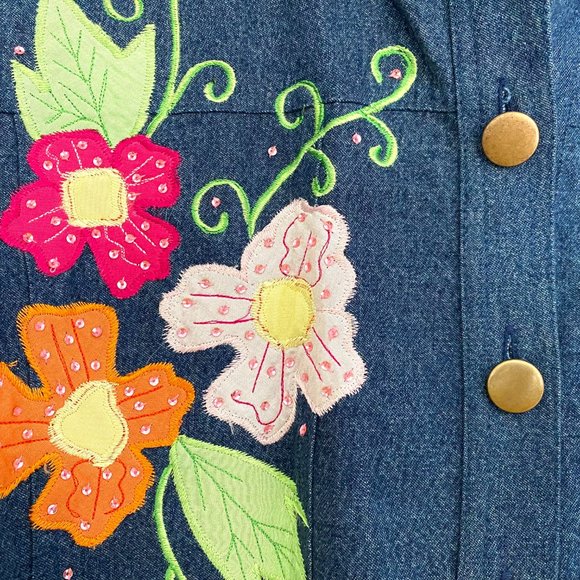 Womens Denim Jean Jacket Tapestry Patch Spring Bee Floral Embroidered Size M NWT - Picture 3 of 9